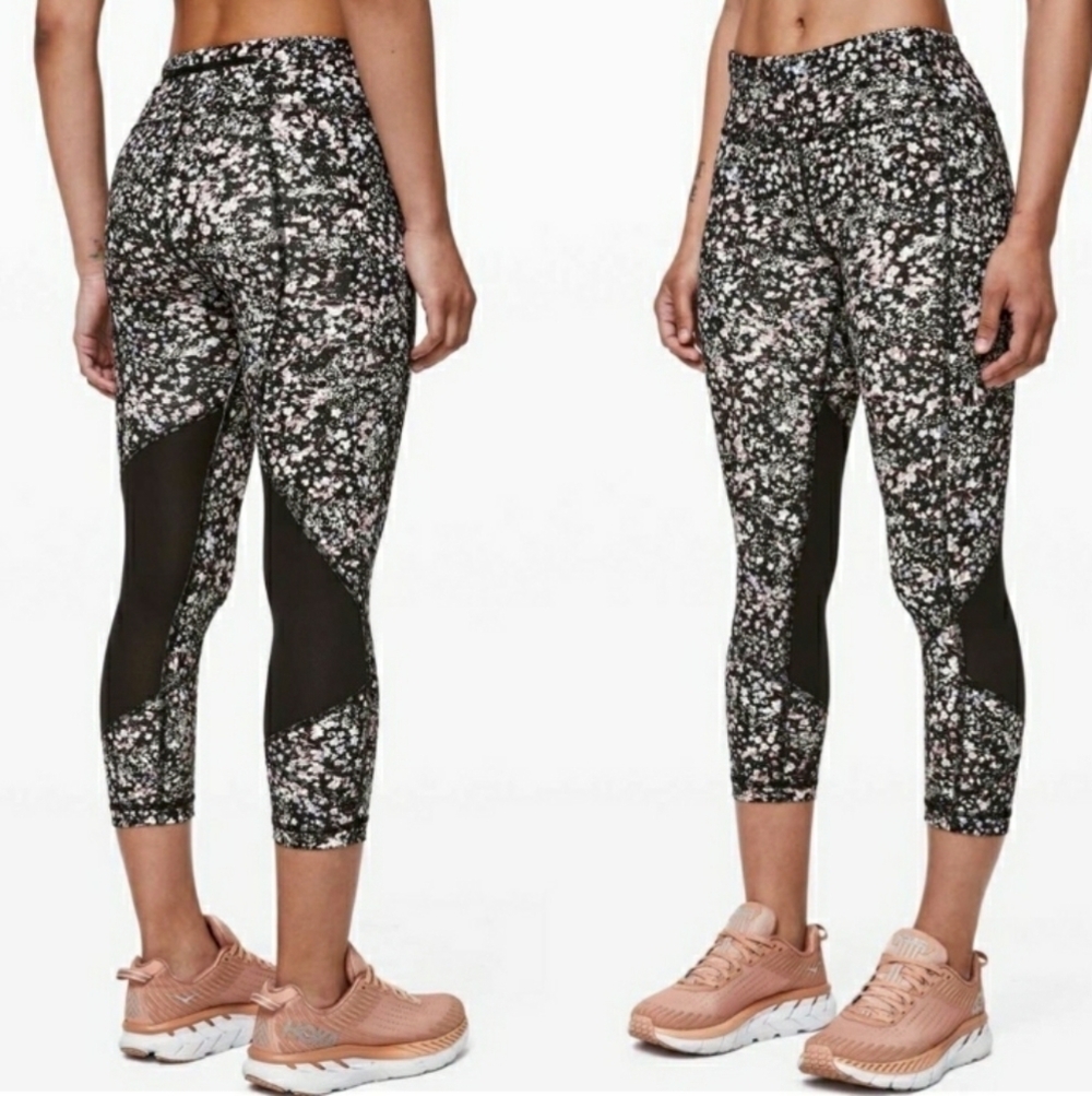 Lululemon Pace Rival Crop *22" Floral Spritz‎ Multi / Black Size 6